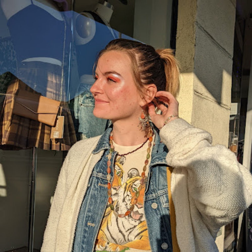 Meet your Posher, Leah